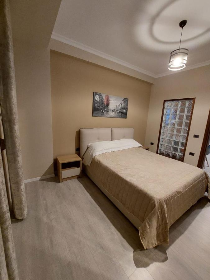 Vila Tafa Apartments Tirana Esterno foto