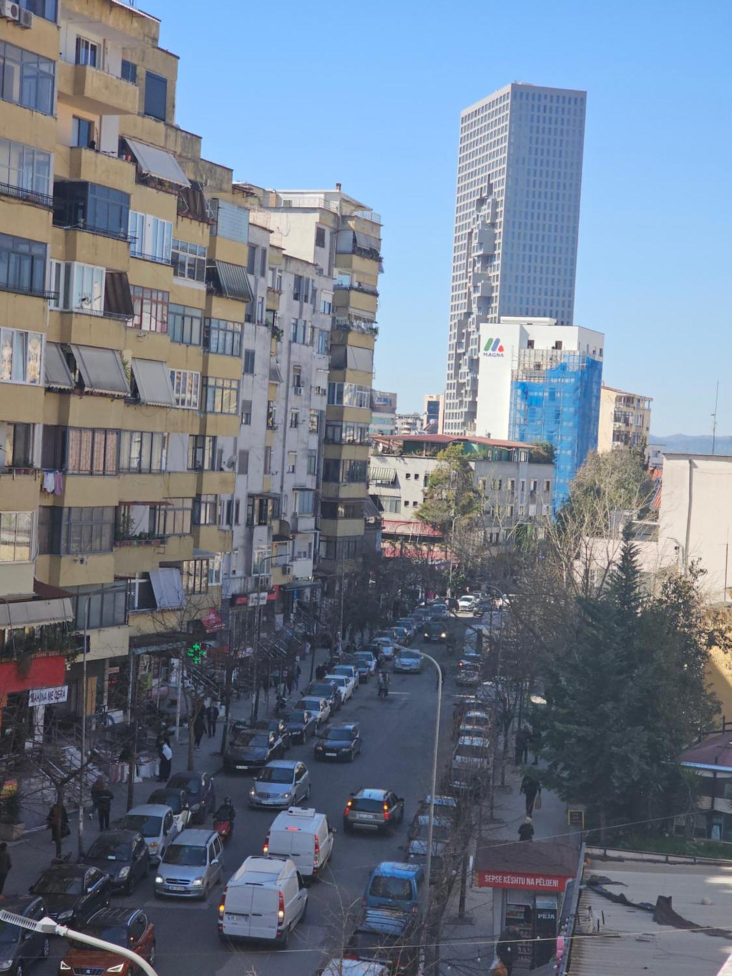 Vila Tafa Apartments Tirana Esterno foto